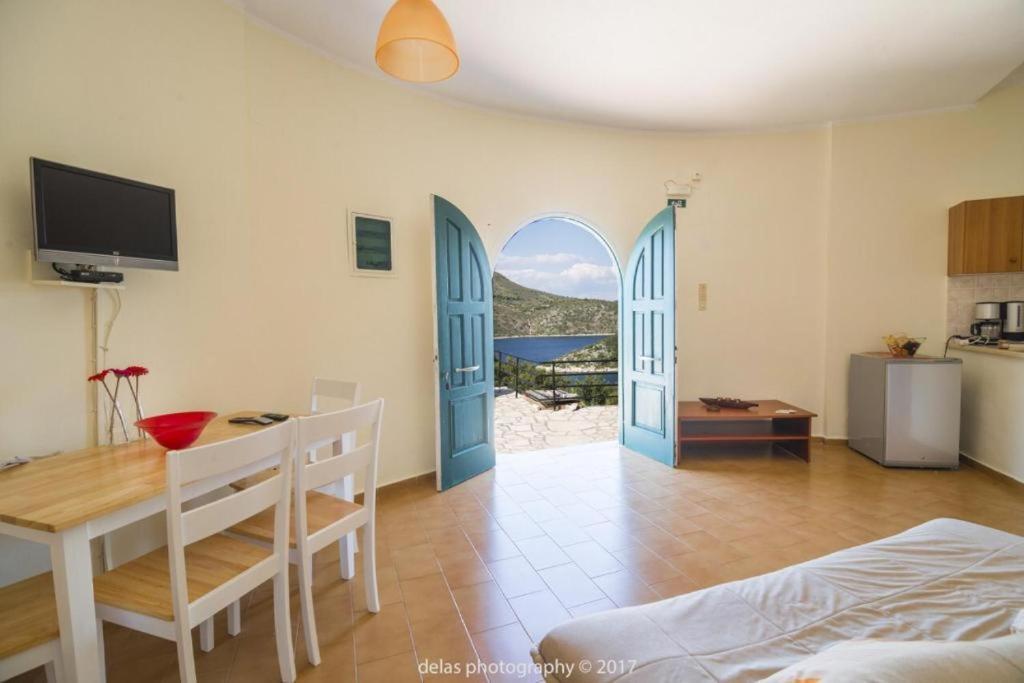 Razos Windmill Villa Vathy  Exterior photo